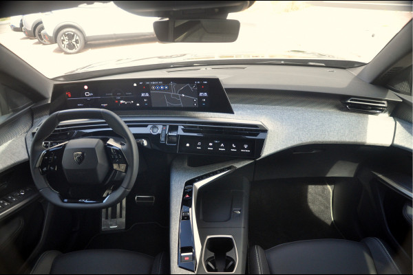 Peugeot 3008 1.2 Hybrid 145 GT e-DSC6 | Camera | Navigatie