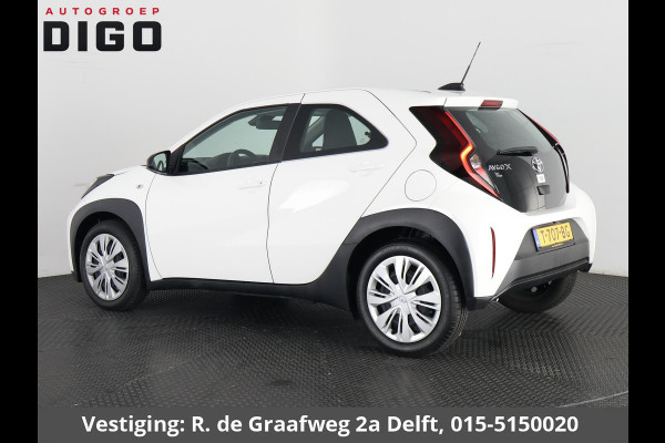 Toyota Aygo X 1.0 VVT-i MT Play | SLECHTS 5.300 KM! | Apple Carplay & AndroidAUTO | Camera | 1e eigenaar |