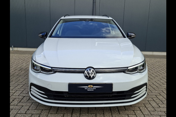 Volkswagen Golf Variant 1.0 Life AUTOMAAT * Parkeerhulp * Climate control * Carplay