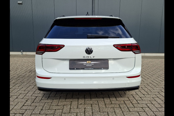 Volkswagen Golf Variant 1.0 Life AUTOMAAT * Parkeerhulp * Climate control * Carplay