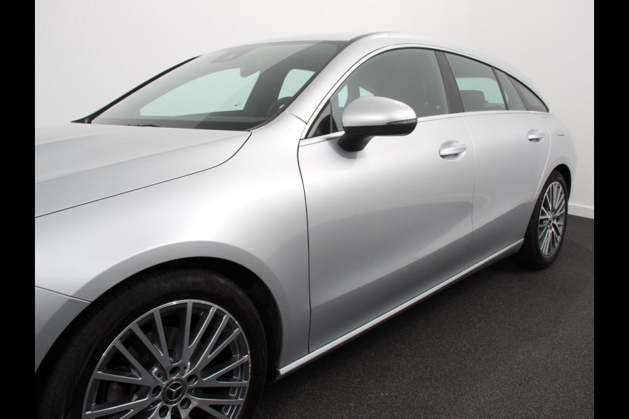 Mercedes-Benz CLA-Klasse Shooting Brake 200 Progressive Premium Climate control Parkeersensoren Achteruitrij camera verwarmde voorstoelen Navigatie Cruise control Lane assist LED