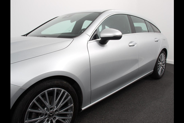 Mercedes-Benz CLA-Klasse Shooting Brake 200 Progressive Premium Climate control Parkeersensoren Achteruitrij camera verwarmde voorstoelen Navigatie Cruise control Lane assist LED