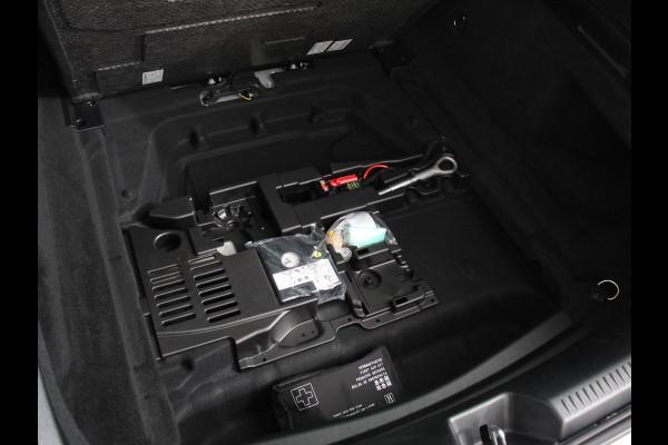 Mercedes-Benz CLA-Klasse Shooting Brake 200 Progressive Premium Climate control Parkeersensoren Achteruitrij camera verwarmde voorstoelen Navigatie Cruise control Lane assist LED