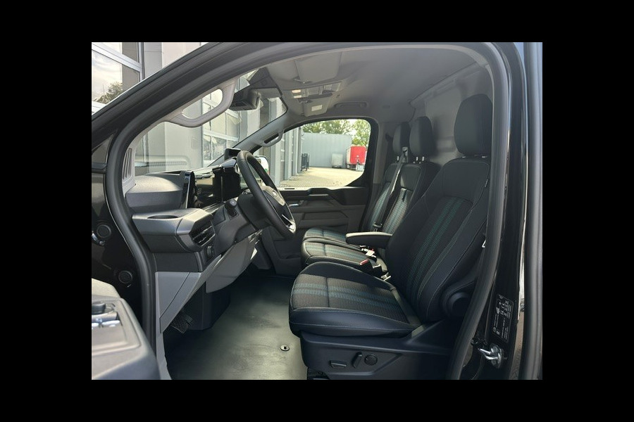 Ford E-Transit Cust. 340 L2H1 Custom Sport 4WD 71 kWh > 285pk/Agate Black/17 inch velgen/Camera