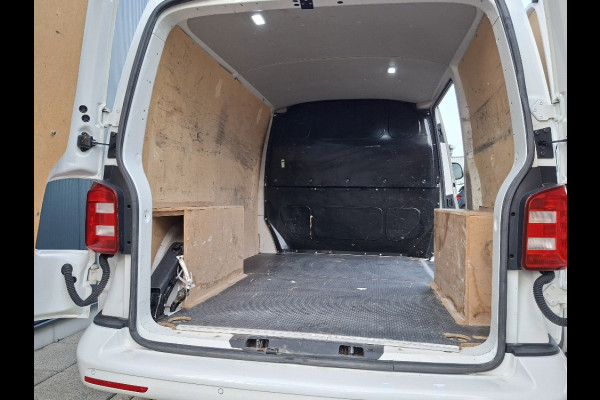 Volkswagen Transporter 2.0 TDI L1H1 * Airco * Parkeersensoren * Cruise Control * 18 INCH WIELEN *