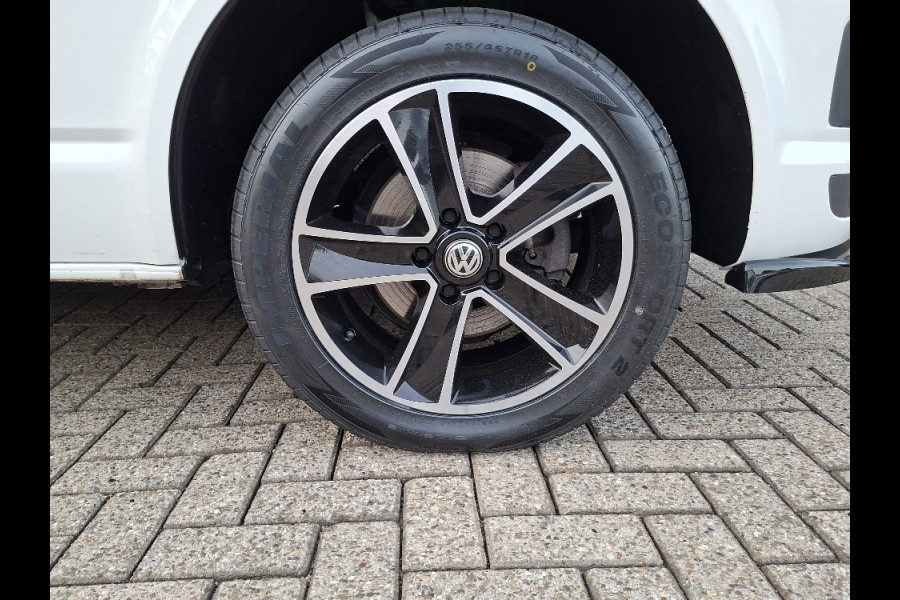 Volkswagen Transporter 2.0 TDI L1H1 * Airco * Parkeersensoren * Cruise Control * 18 INCH WIELEN *