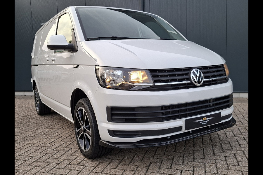 Volkswagen Transporter 2.0 TDI L1H1 * Airco * Parkeersensoren * Cruise Control * 18 INCH WIELEN *
