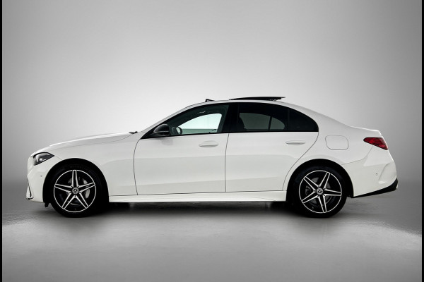 Mercedes-Benz C-Klasse 300 e Business Solution AMG AMG Line | Night Pakket | Panorama Schuif-Kanteldak | Parkeerpakket met 360°-camera | Alarm | Sfeerverlichting. Inclusief 24 maanden MB Certified garantie voor Europa.