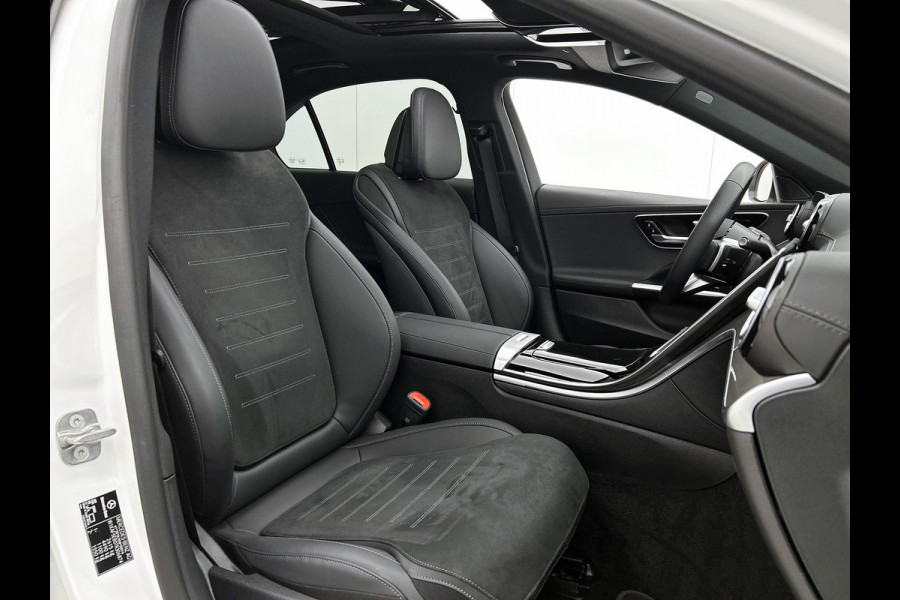 Mercedes-Benz C-Klasse 300 e Business Solution AMG AMG Line | Night Pakket | Panorama Schuif-Kanteldak | Parkeerpakket met 360°-camera | Alarm | Sfeerverlichting. Inclusief 24 maanden MB Certified garantie voor Europa.