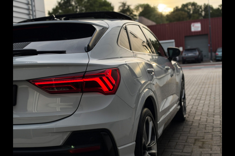 Audi Q3 Sportback 45 TFSI e 3x S-Line Pano | 360 | Keyless | Matrix | Dodehoek | ACC |  BTW Auto