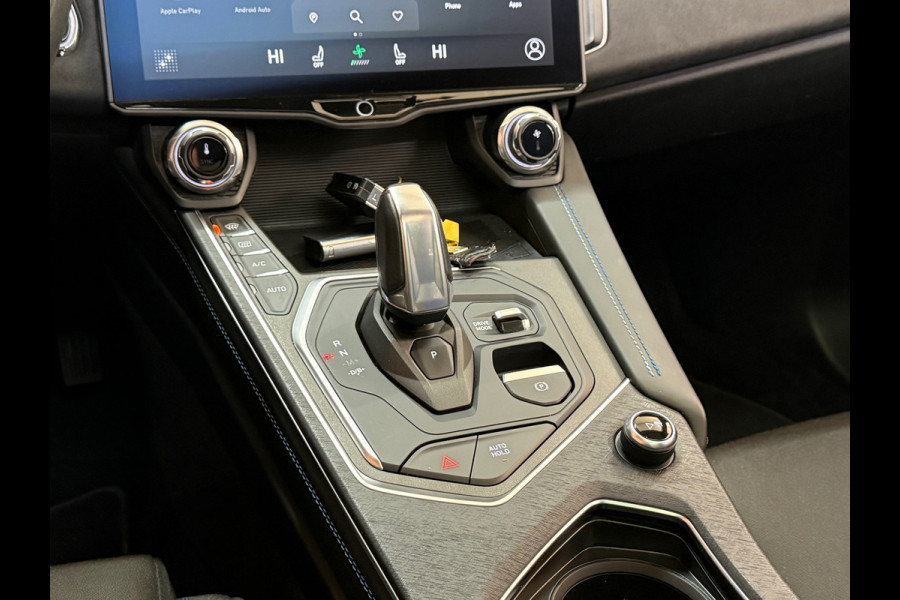 Lynk & Co 01 1.5 | Black Edition | MY2023| Alle opties | NL- Auto | Volledig dealer onderhouden | NAP | Nieuwstaat! |