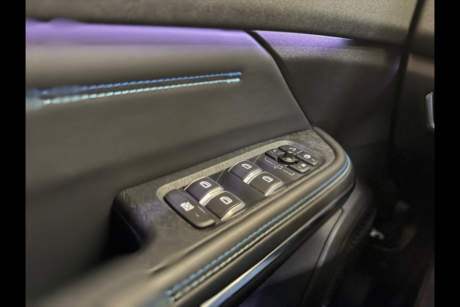 Lynk & Co 01 1.5 | Black Edition | MY2023| Alle opties | NL- Auto | Volledig dealer onderhouden | NAP | Nieuwstaat! |