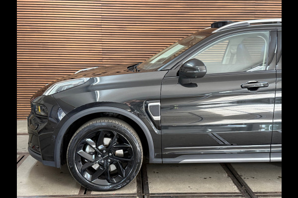 Lynk & Co 01 1.5 | Black Edition | MY2023| Alle opties | NL- Auto | Volledig dealer onderhouden | NAP | Nieuwstaat! |