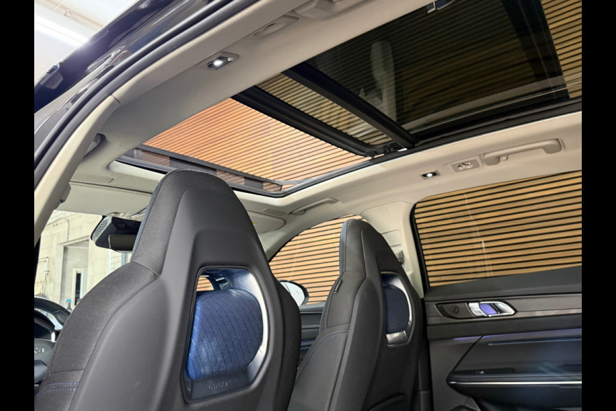 Lynk & Co 01 1.5 | Black Edition | MY2023| Alle opties | NL- Auto | Volledig dealer onderhouden | NAP | Nieuwstaat! |