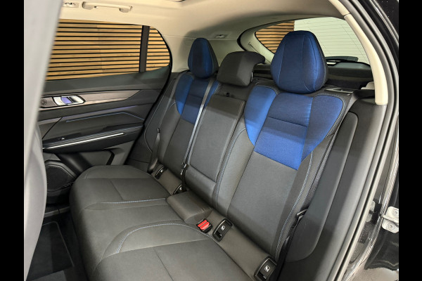 Lynk & Co 01 1.5 | Black Edition | MY2023| Alle opties | NL- Auto | Volledig dealer onderhouden | NAP | Nieuwstaat! |