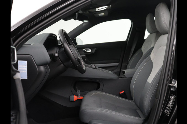 Polestar 2 Standard Range Single Motor 63kWh | SOH 89,7% | Memory | Stoelverwarming | Cruise control | Carplay | Navigatie | Bluetooth | Camera | Park assist | Interieurverlichting | Elektrische achterklep | Trekhaak