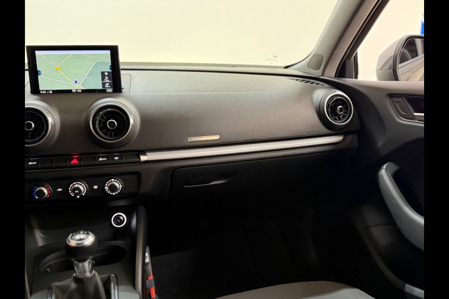 Audi A3 Sportback 30 TFSI Pro Line | Nanograu | MMI+ | 18inch | LED Xenon+ | Clima |