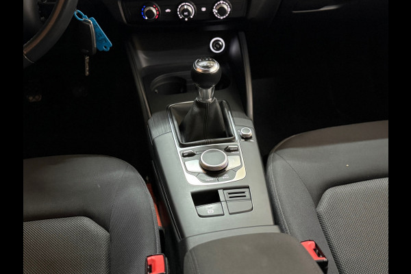 Audi A3 Sportback 30 TFSI Pro Line | Nanograu | MMI+ | 18inch | LED Xenon+ | Clima |