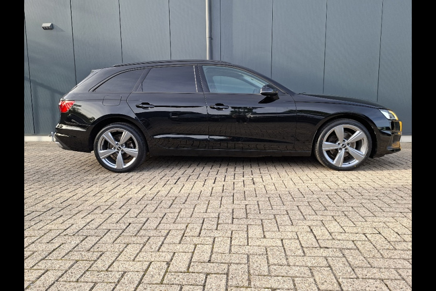 Audi A4 Avant 35 TFSI * AUTOMAAT * Black Pakket * Navigatiesysteem * Stoelverwarming * 56.000KM! * ZEER Netjes! *