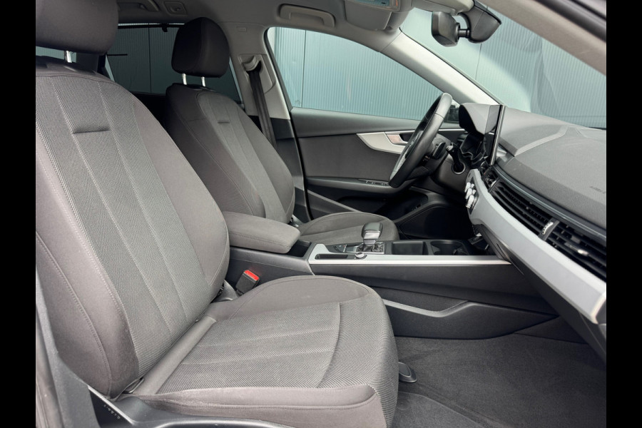 Audi A4 Avant 35 TFSI * AUTOMAAT * Black Pakket * Navigatiesysteem * Stoelverwarming * 56.000KM! * ZEER Netjes! *