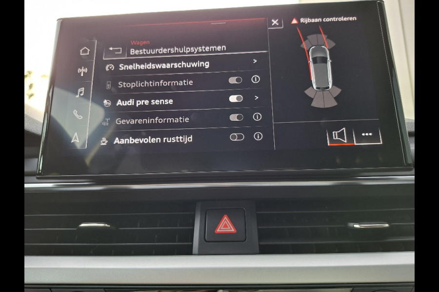 Audi A4 Avant 35 TFSI * AUTOMAAT * Black Pakket * Navigatiesysteem * Stoelverwarming * 56.000KM! * ZEER Netjes! *