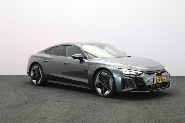 Audi e-tron GT RS 93 kWh 646 PK, SOH 92 %, 4-Wielsturing, Carbon-Pakket, Panoramadak, Luchtvering, Stoelventilatie