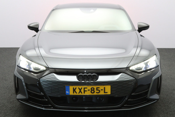 Audi e-tron GT RS 93 kWh 646 PK, SOH 92 %, 4-Wielsturing, Carbon-Pakket, Panoramadak, Luchtvering, Stoelventilatie