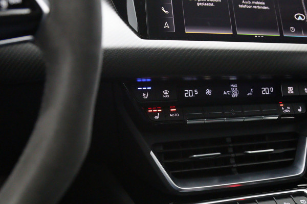 Audi e-tron GT RS 93 kWh 646 PK, SOH 92 %, 4-Wielsturing, Carbon-Pakket, Panoramadak, Luchtvering, Stoelventilatie