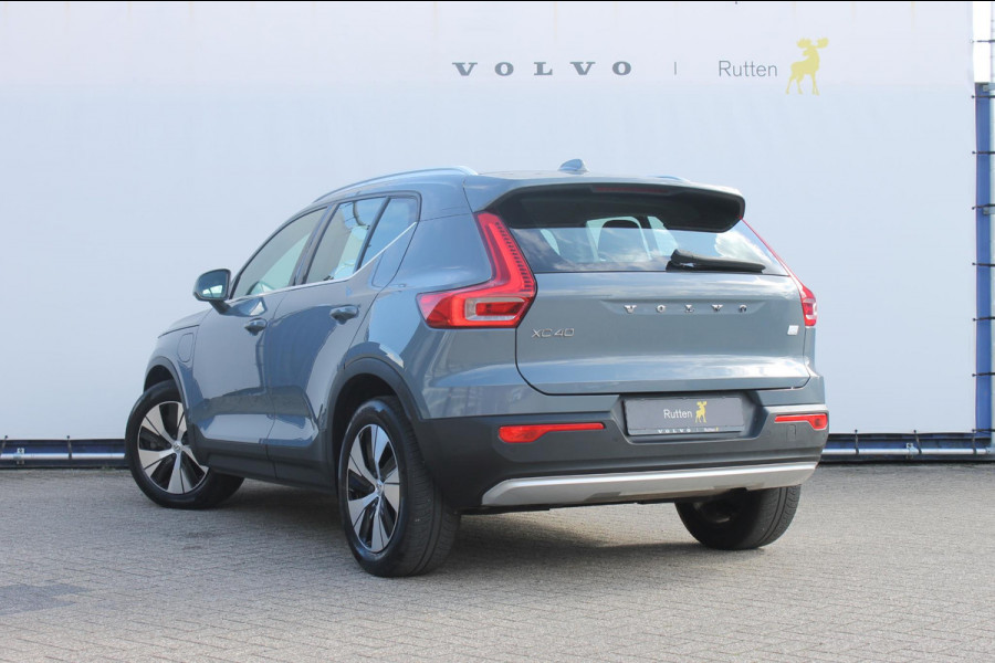 Volvo XC40 T4 211PK Automaat Plug-in hybrid Plus Bright Harman Kardon Audio / DAB+ / Apple Carplay / |Elektrisch bedienbare voorstoelen met geheugen op bestuurdersstoel / 18" lichtmetalen velgen