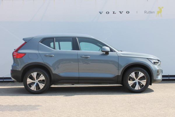 Volvo XC40 T4 211PK Automaat Plug-in hybrid Plus Bright Harman Kardon Audio / DAB+ / Apple Carplay / |Elektrisch bedienbare voorstoelen met geheugen op bestuurdersstoel / 18" lichtmetalen velgen