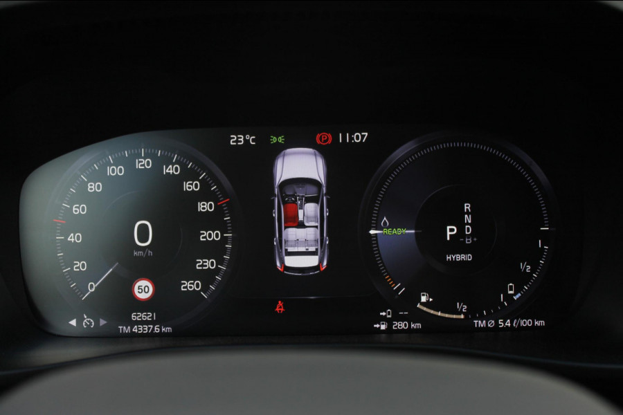 Volvo XC40 T4 211PK Automaat Plug-in hybrid Plus Bright Harman Kardon Audio / DAB+ / Apple Carplay / |Elektrisch bedienbare voorstoelen met geheugen op bestuurdersstoel / 18" lichtmetalen velgen