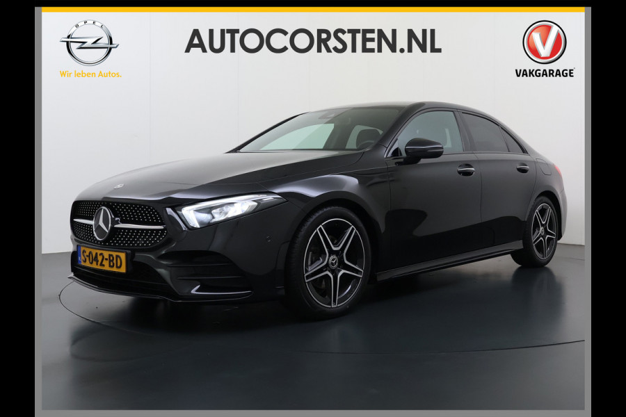Mercedes-Benz A-Klasse 180 AUT-7 AMG Line Night Premium Stoelverwarming Camera Apple Carplay Android Auto Navi Ecc Keyless-go Pdc Cruise Control Regensensor Privacy Glas Led-High Performance Isofix Bluetooth DAB 1e Eigenaar Origineel Nederlandse Auto