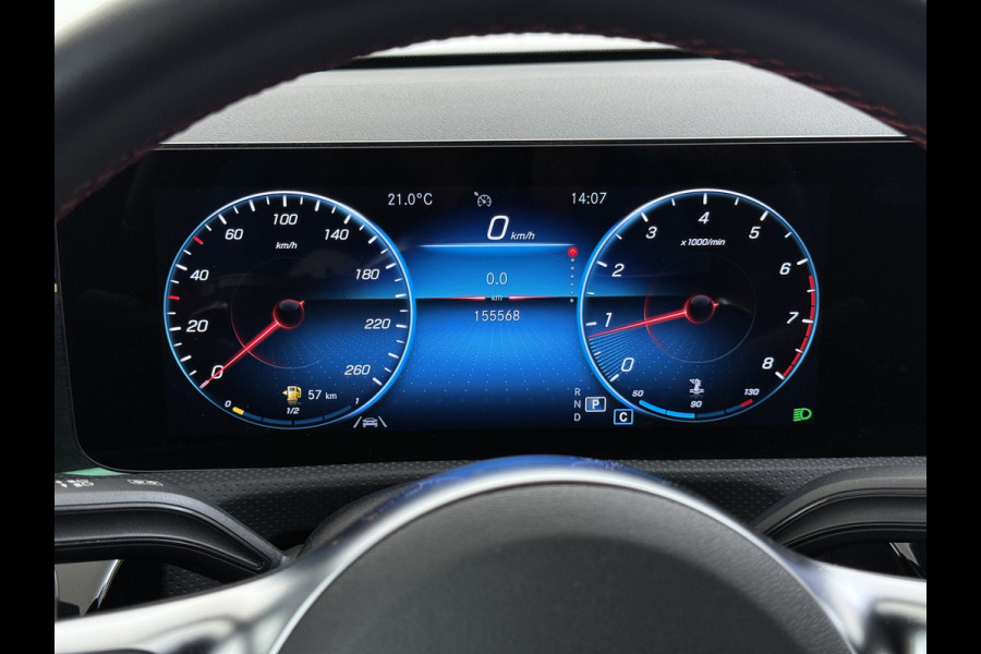 Mercedes-Benz A-Klasse 180 AUT-7 AMG Line Night Premium Stoelverwarming Camera Apple Carplay Android Auto Navi Ecc Keyless-go Pdc Cruise Control Regensensor Privacy Glas Led-High Performance Isofix Bluetooth DAB 1e Eigenaar Origineel Nederlandse Auto