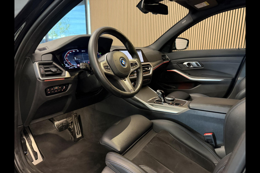 BMW 3 Serie Touring 330e Plugin Hybrid 292PK Aut. M-Sport | Navi | Trekhaak | Camera | Incl. garantie