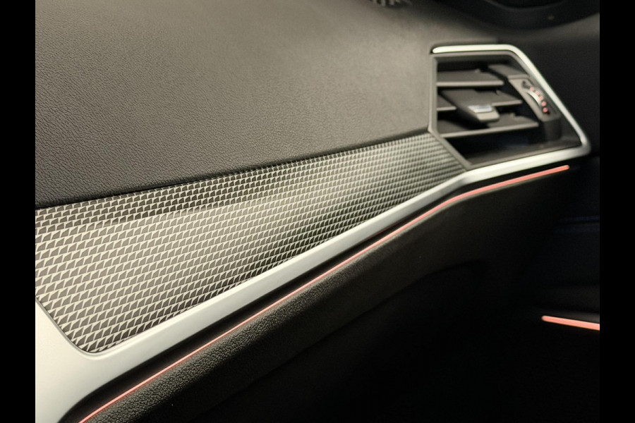 BMW 3 Serie Touring 330e Plugin Hybrid 292PK Aut. M-Sport | Navi | Trekhaak | Camera | Incl. garantie