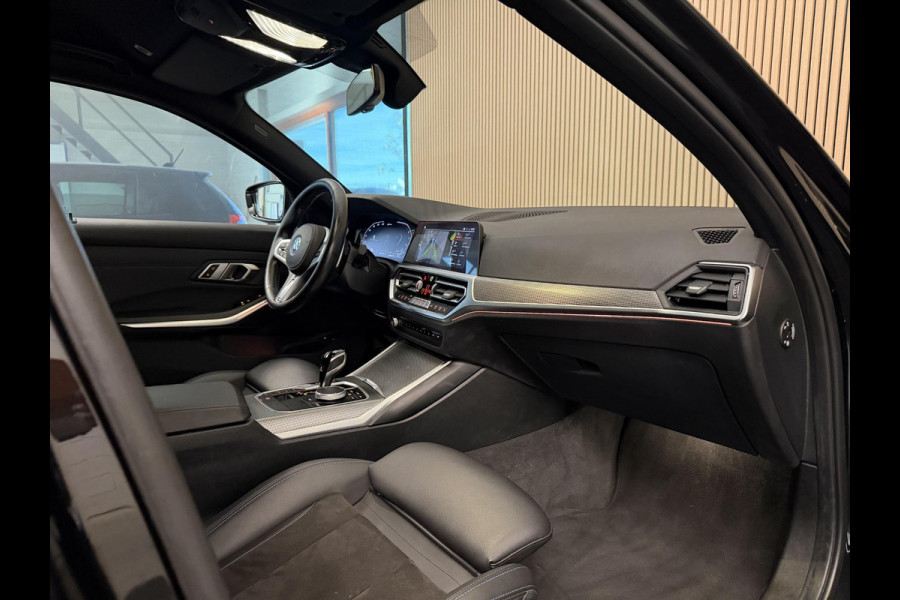 BMW 3 Serie Touring 330e Plugin Hybrid 292PK Aut. M-Sport | Navi | Trekhaak | Camera | Incl. garantie