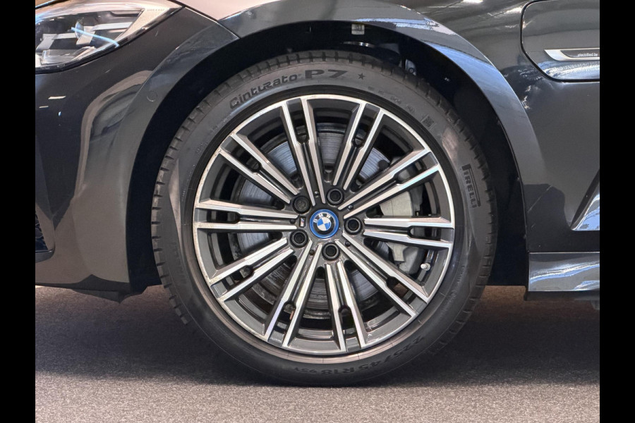 BMW 3 Serie Touring 330e Plugin Hybrid 292PK Aut. M-Sport | Navi | Trekhaak | Camera | Incl. garantie