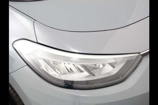 Volkswagen ID.3 Pro 58 kWh SOH 92% Navigatie Apple CarPlay Android Auto Parkeerhulp Adaptive Cruise Control Stoel- en stuurverwarming Full Led Climate Control Lichtmetalen velgen