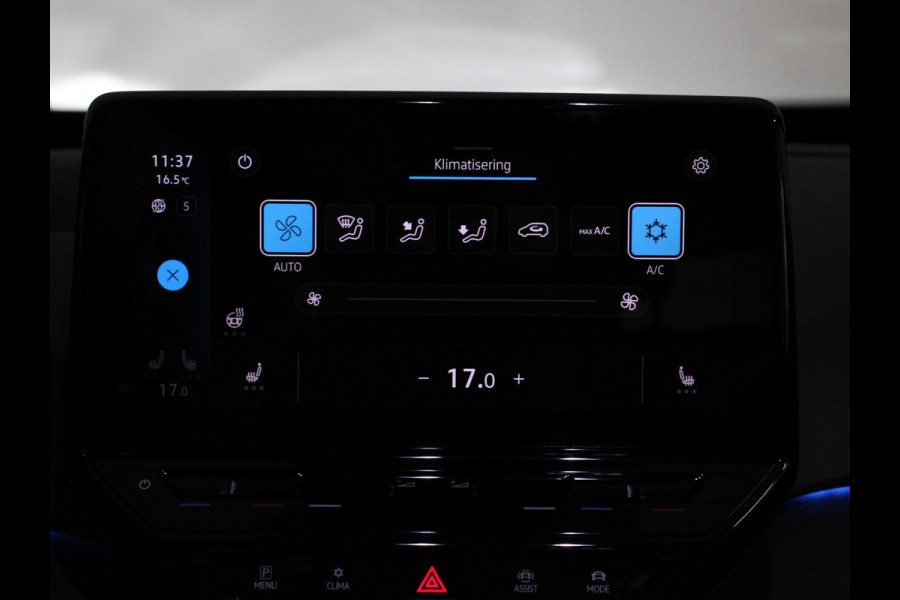 Volkswagen ID.3 Pro 58 kWh SOH 92% Navigatie Apple CarPlay Android Auto Parkeerhulp Adaptive Cruise Control Stoel- en stuurverwarming Full Led Climate Control Lichtmetalen velgen