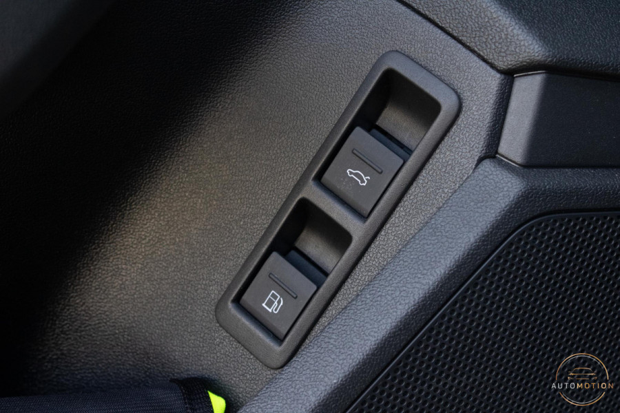 Audi A3 Sportback 40 TFSIe Advanced PANO LEDER CAMERA STOELMASSAGE ELEKTRISCHE STOELEN ACC