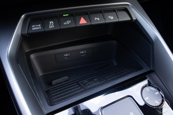 Audi A3 Sportback 40 TFSIe Advanced PANO LEDER CAMERA STOELMASSAGE ELEKTRISCHE STOELEN ACC