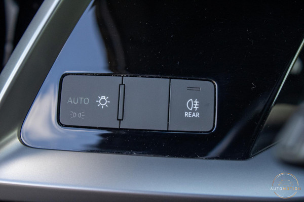 Audi A3 Sportback 40 TFSIe Advanced PANO LEDER CAMERA STOELMASSAGE ELEKTRISCHE STOELEN ACC