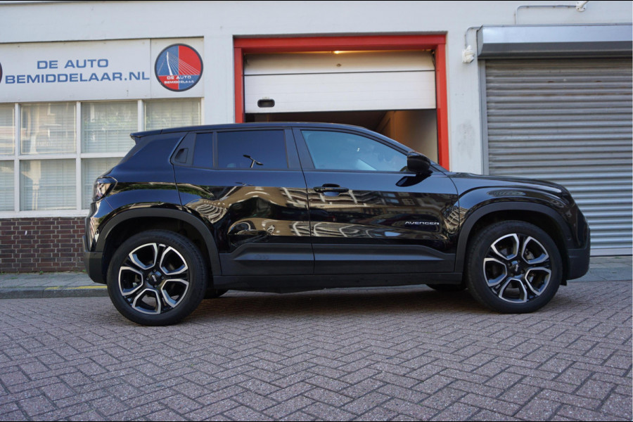 Jeep Avenger Black Edition 54 kWh | Sfeer | Apple | 360 | SOH 96,7 | Adaptive + lane | Navi | Stoelverwarming | NL auto