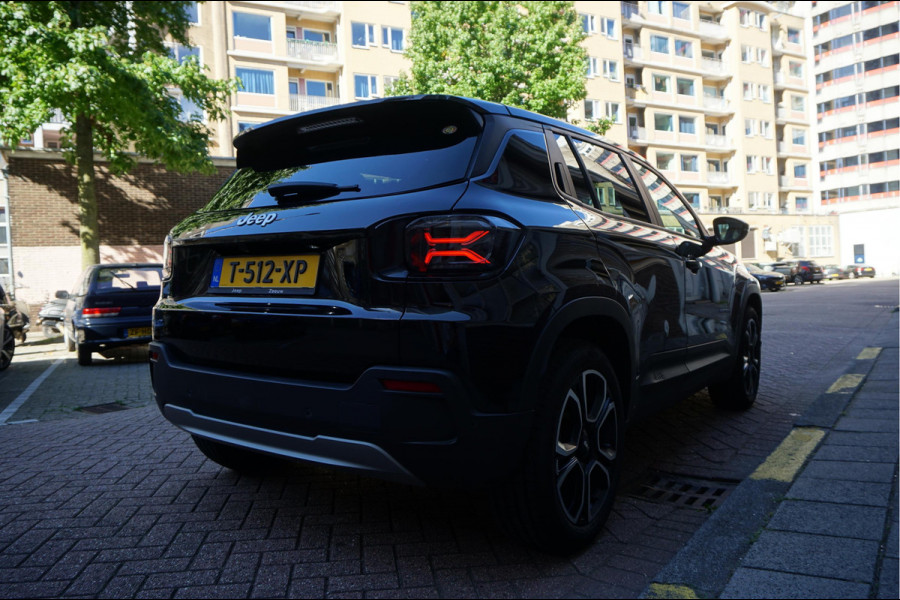 Jeep Avenger Black Edition 54 kWh | Sfeer | Apple | 360 | SOH 96,7 | Adaptive + lane | Navi | Stoelverwarming | NL auto