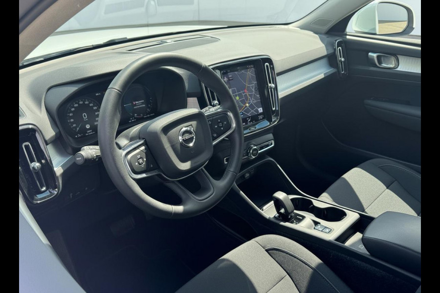 Volvo XC40 1.5 T4 Recharge Inscription | Accu 94% | El. achterklep | Navi | Carplay | Prijs is rijklaar