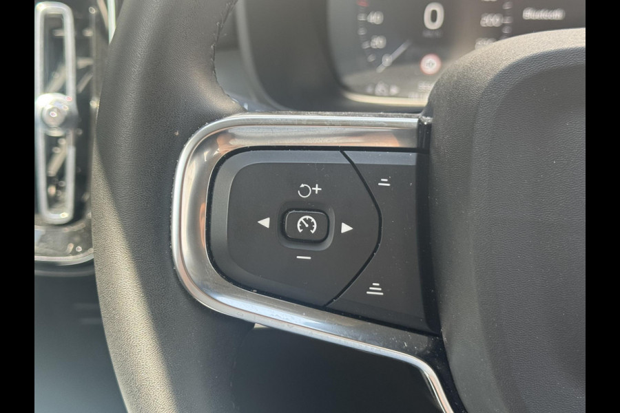 Volvo XC40 1.5 T4 Recharge Inscription | Accu 94% | El. achterklep | Navi | Carplay | Prijs is rijklaar