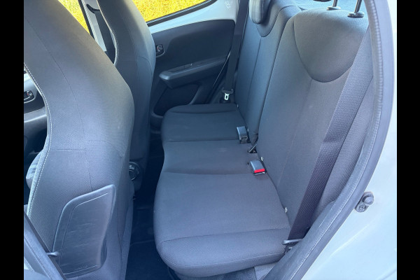Peugeot 108 1.0 e-VTi Active Black Line