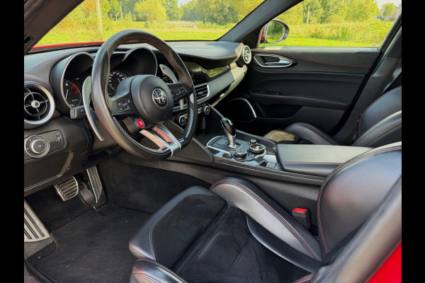 Alfa Romeo Giulia 2.9 V6 Quadrifoglio | 510PK | Carbon | Harman Kardon | Adaptive Cruise Control |Elektrisch Sportstoelen | Etc...