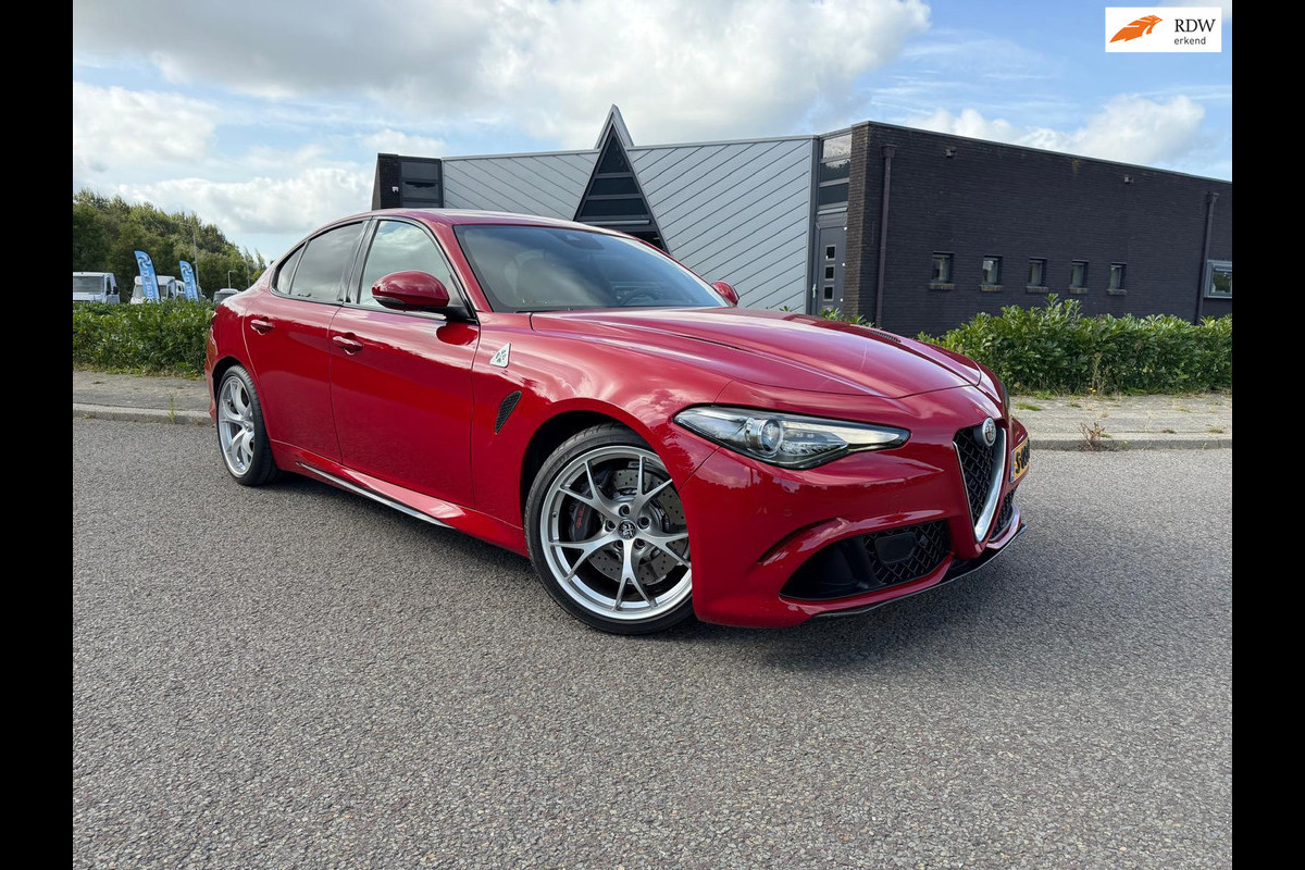 Alfa Romeo Giulia 2.9 V6 Quadrifoglio | 510PK | Carbon | Harman Kardon | Adaptive Cruise Control |Elektrisch Sportstoelen | Etc...