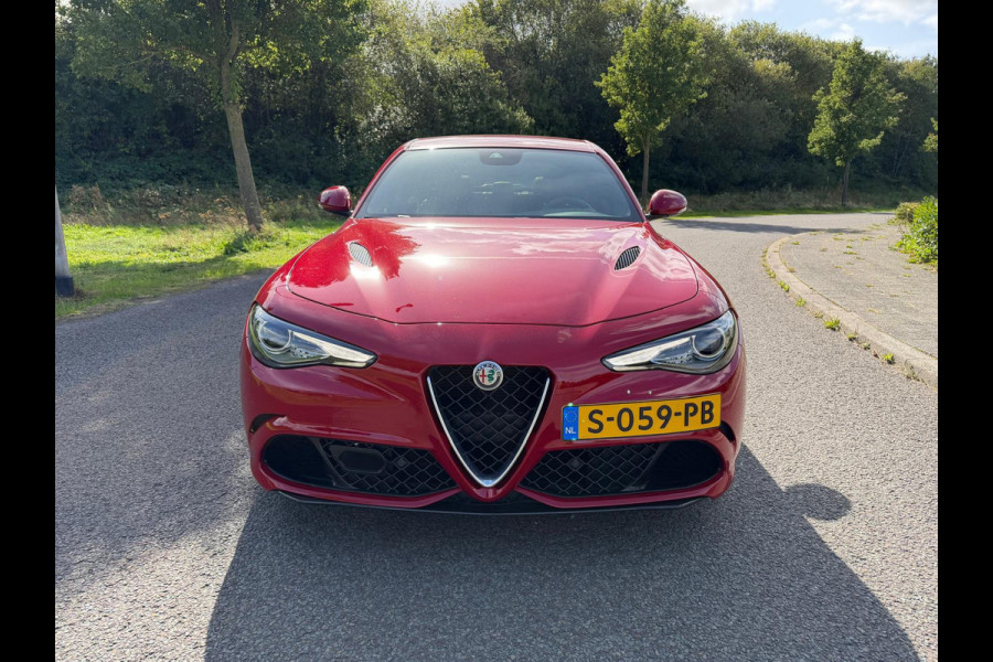 Alfa Romeo Giulia 2.9 V6 Quadrifoglio | 510PK | Carbon | Harman Kardon | Adaptive Cruise Control |Elektrisch Sportstoelen | Etc...